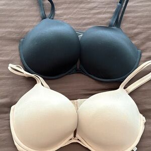 Victoria’s Secret very sexy push up Black and Tan Bra Set